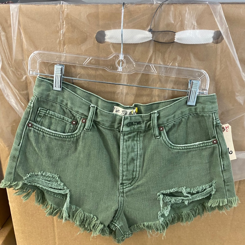 We the free shorts